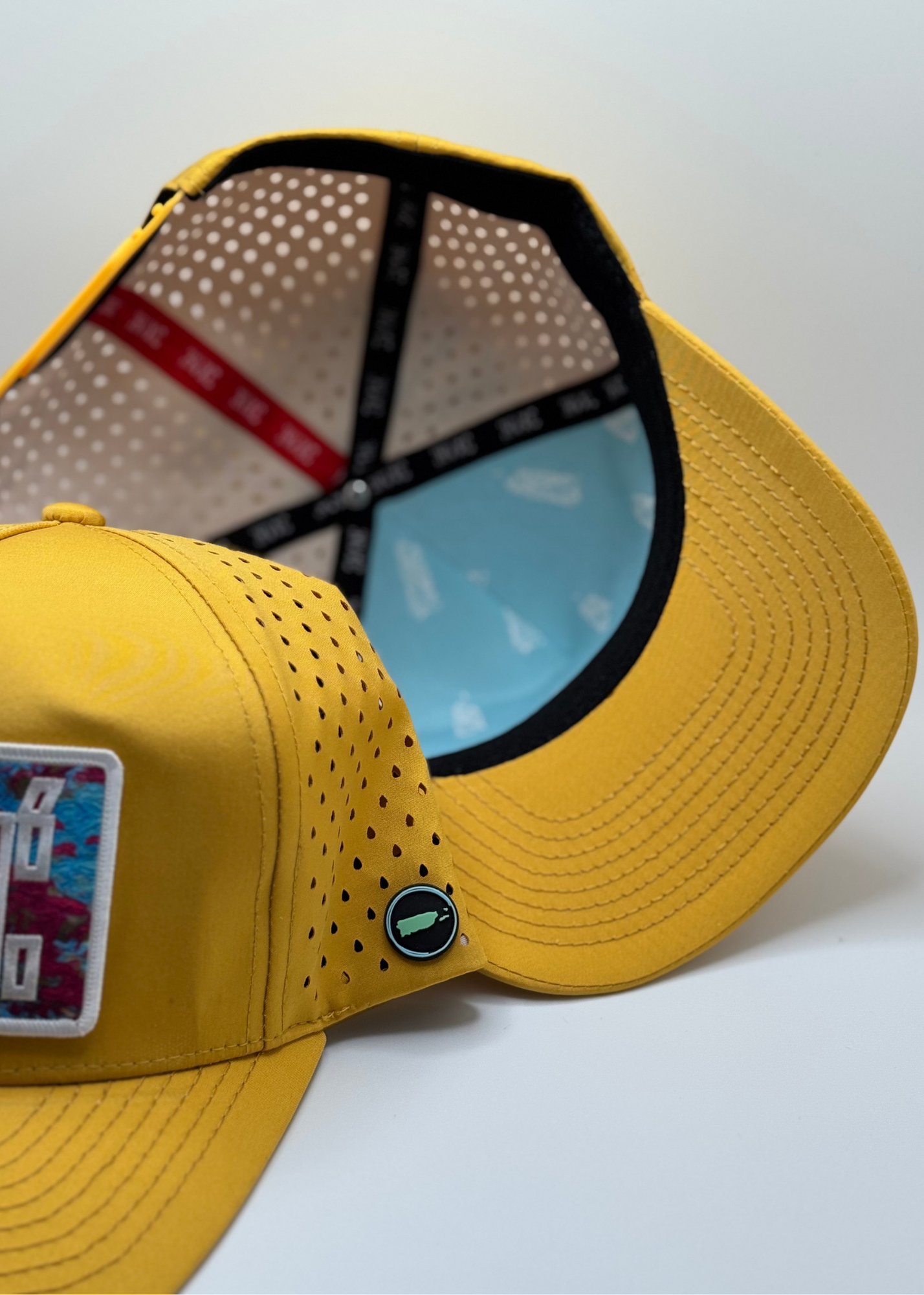 Trinitarias Gorra